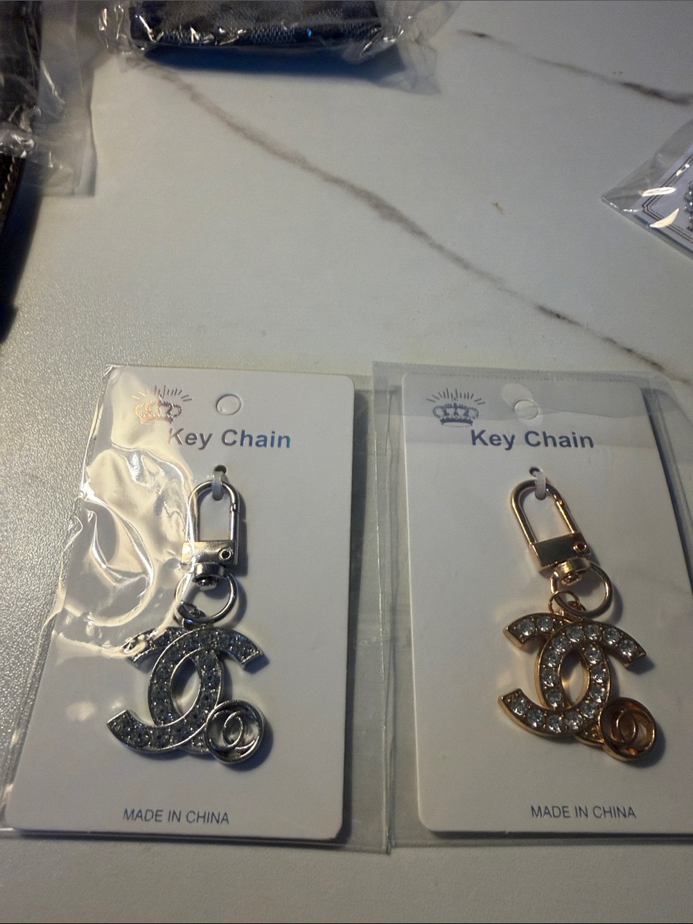 Fashion Rhinestone Interlocking Key Chain - Silver and Gold